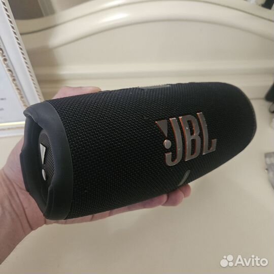 Колонка JBL charge 5