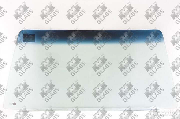 Лобовое стекло Nissan Vanette S20