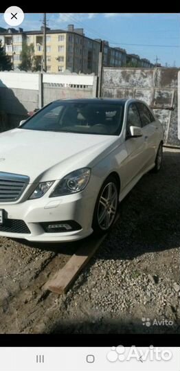 Мерседес 212 в разборе