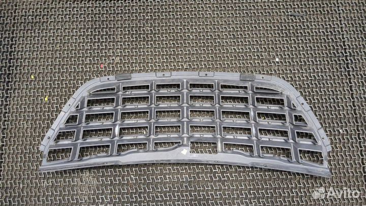 Решетка радиатора Chrysler Pacifica, 2005