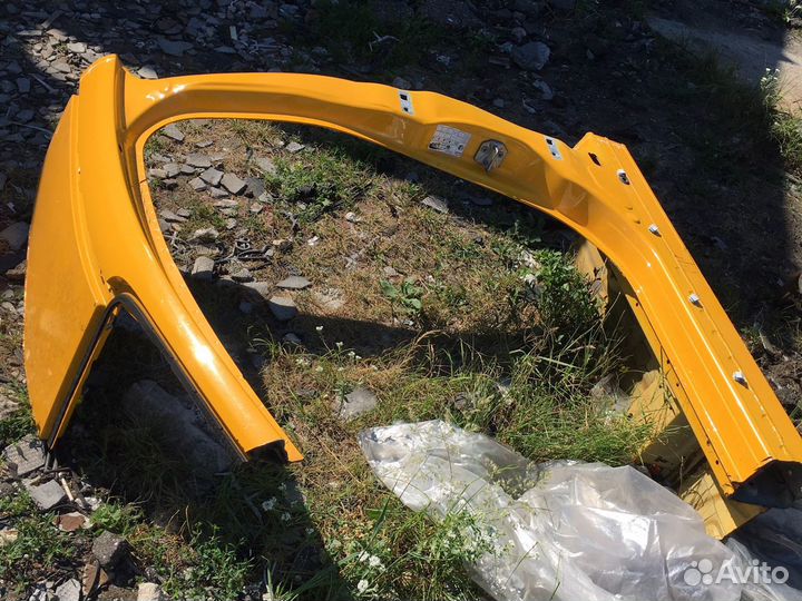 Стойка средняя левая Ford Focus 3