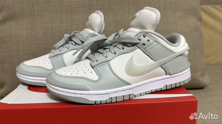 Кроссовки nike dunk low twist 37