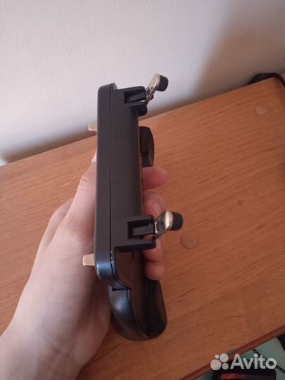 Игровой джойстик для телефона