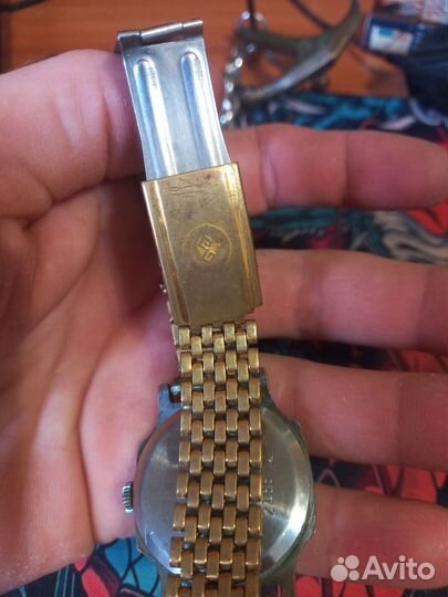 Наручные часы