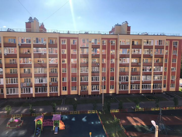 2-к. квартира, 64 м², 4/6 эт.