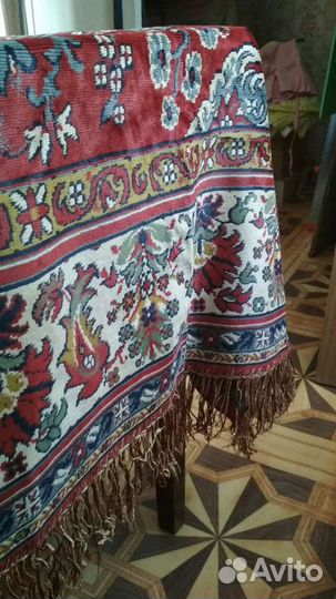 Ковёр (покрывало, скатерть) дивандек