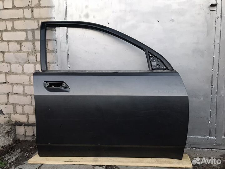 Дверь передняя правая Hover H2(Isuzu Axiom )