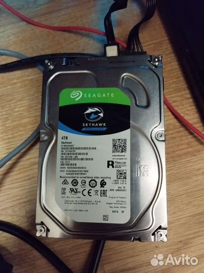 Seagate 4 tb, 9штук