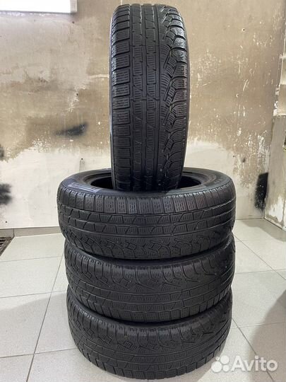 Pirelli Winter Sottozero 210 Serie II 205/65 R17 96H