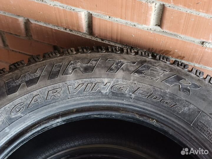 Pirelli Winter Carving Edge 215/60 R16 98T