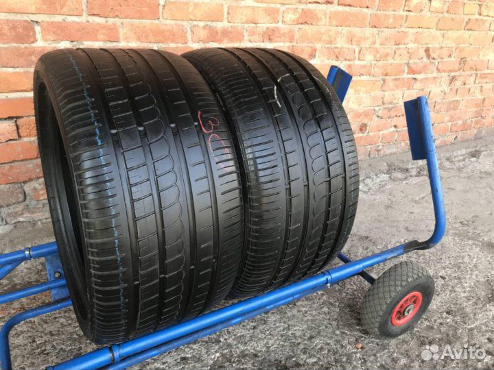 Pirelli P Zero Rosso 295/35 R21