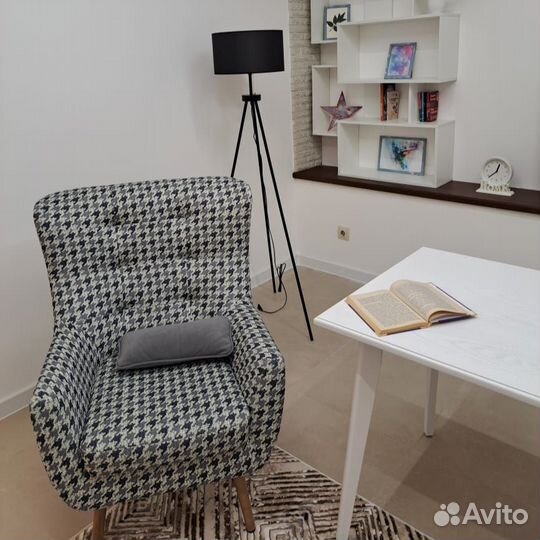 Аренда кабинета White room по часам в Красноярске