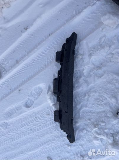 Абсорбер бампера передний Kia Rio 4 2017-2020