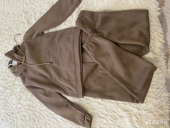 Спортивный костюм женский теплый