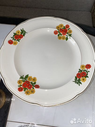 Блюдо фарфор
