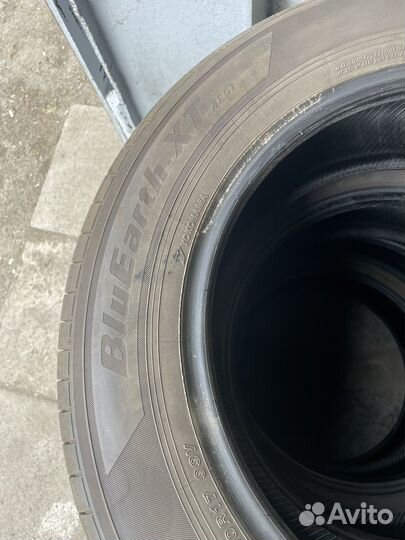 Yokohama BluEarth-XT AE61 225/60 R17 99V