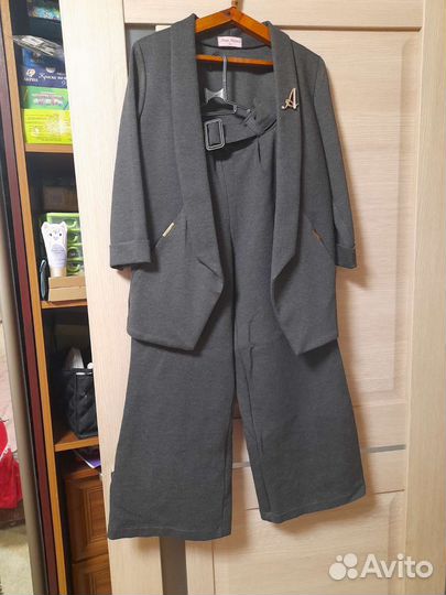 Школьный костюм