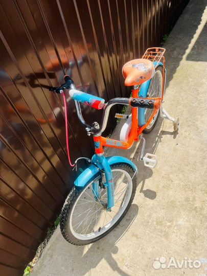 Детский четырехколесный велосипед
