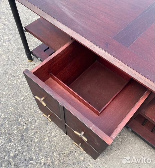 Комод и стол-тумба