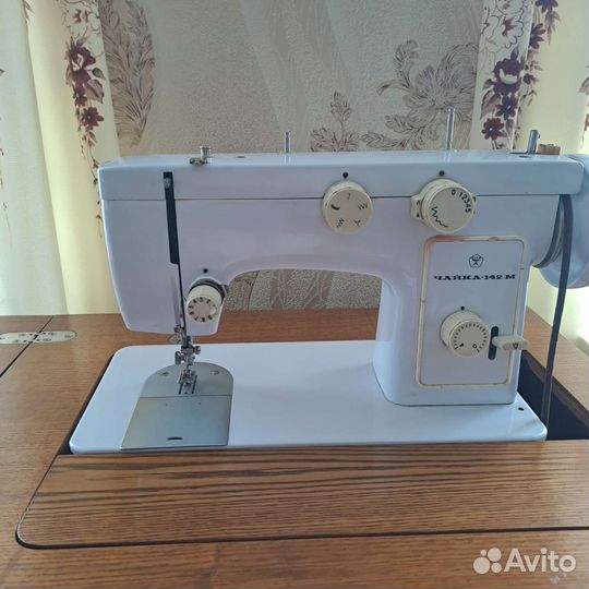 Швейная машинка чайка