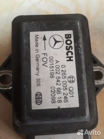Датчик ускорения ESP А 002 542 66 18 мерседес 211