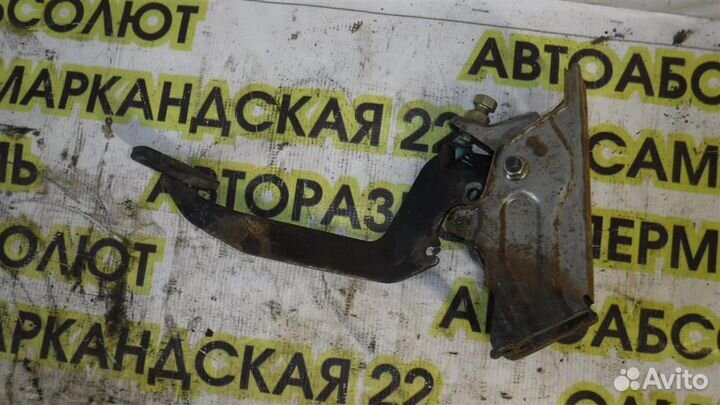 Педаль тормоза Honda Accord V 1993-1998