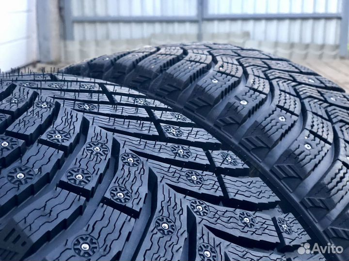 Sailun Ice Blazer Arctic SUV 255/55 R18