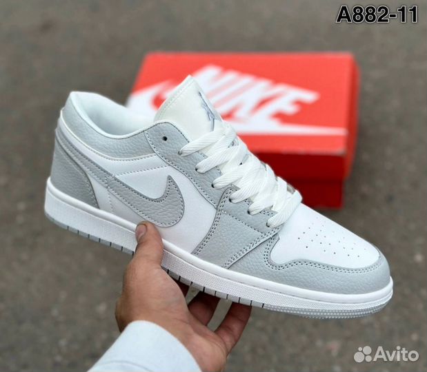 Кроссовки Nike Air Jordan 1