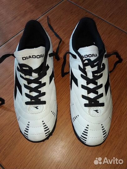 Разнопарка бутсы Diadora р.35 и 37 (225+240 мм)