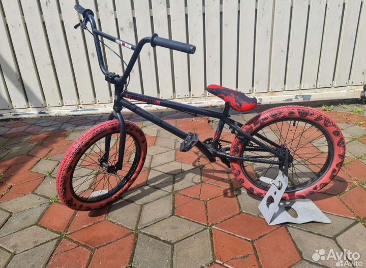 Трюковой велосипед bmx