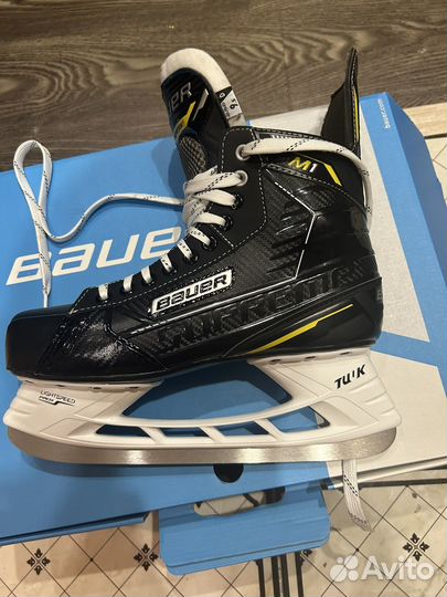 Хоккейные коньки bauer