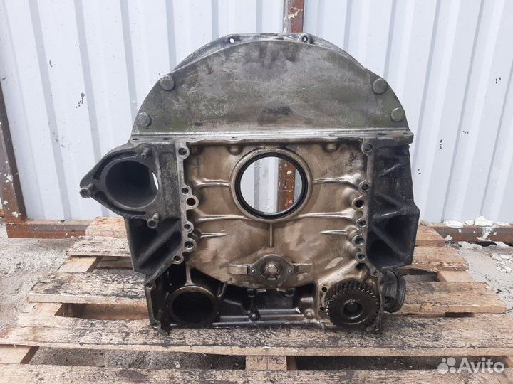 Кожух маховика Mercedes OM422 V8 2000
