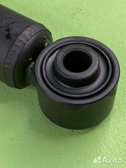 Амортизатор кабины задн горизонтальный 236-255 О/О