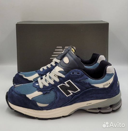 Кроссовки New Balance 2002r