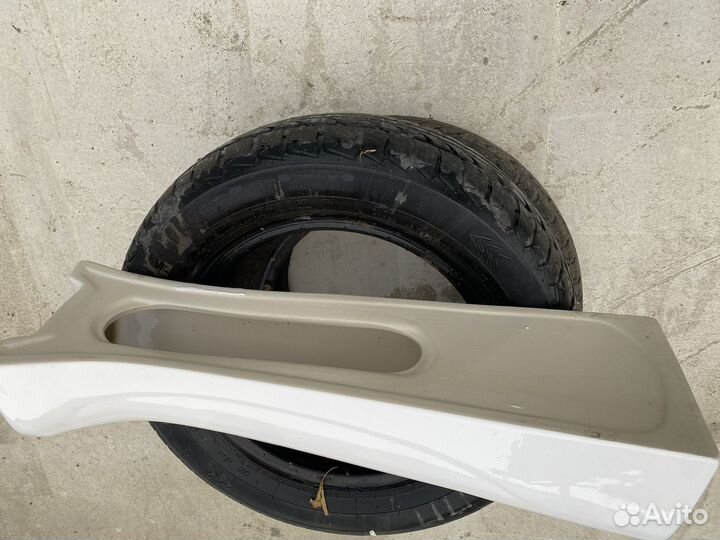 Раковина с пьедесталом и смесителем