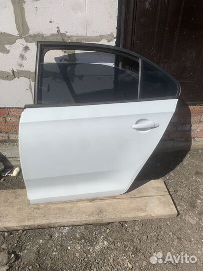 Двери skoda rapid