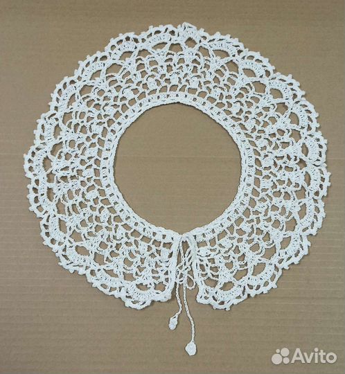 Кружевной воротничок