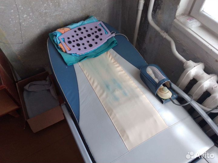 Массажная кровать б/у nuga best 5000