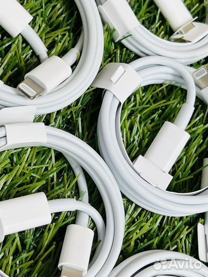 Оригинальный кабель Lightning to USB-C. (Б/у)