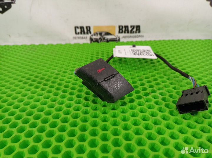 Кнопка центрального замка Audi A6, Audi A6 Allroad