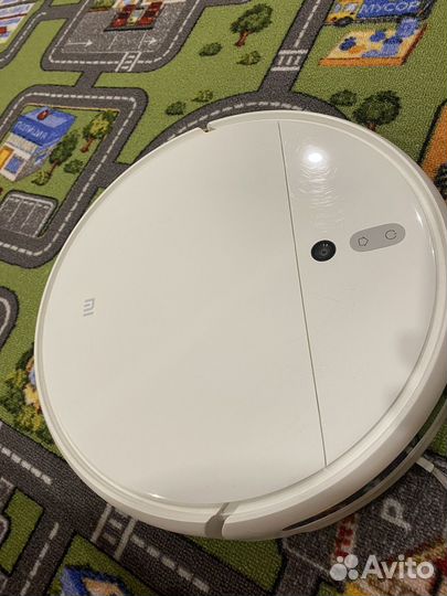 Продам Xiaomi Робот-пылесос Mi Robot Vacuum