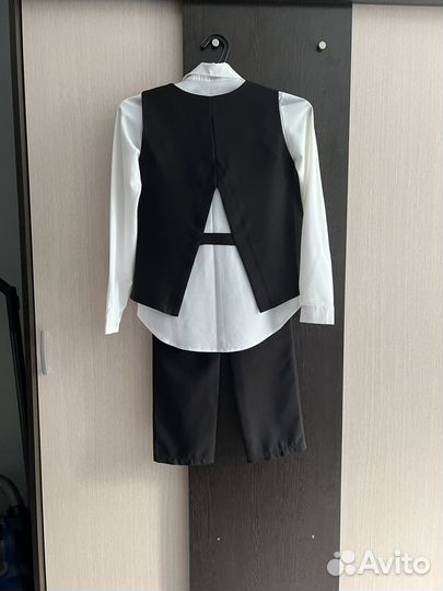 Брючный костюм женский
