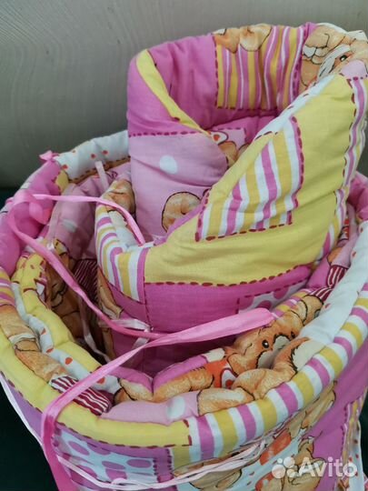 Бортики в кроватку