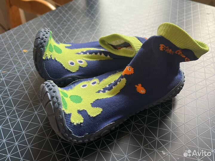 Тапочки детские для купания на камнях