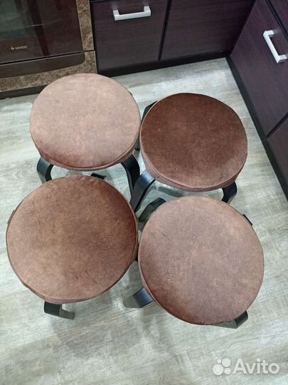 Чехлы на табуретки за 4шт