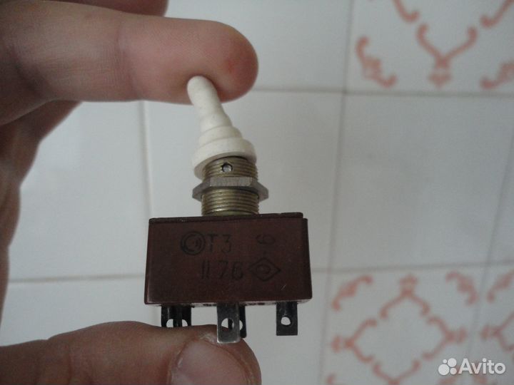 Переключатели,микрики времён СССР 50 штук-лот 110