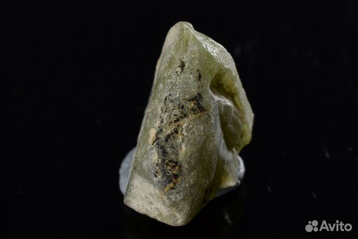 Кристалл. Перидот (хризолит). Лот №951