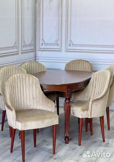 Стулья разные