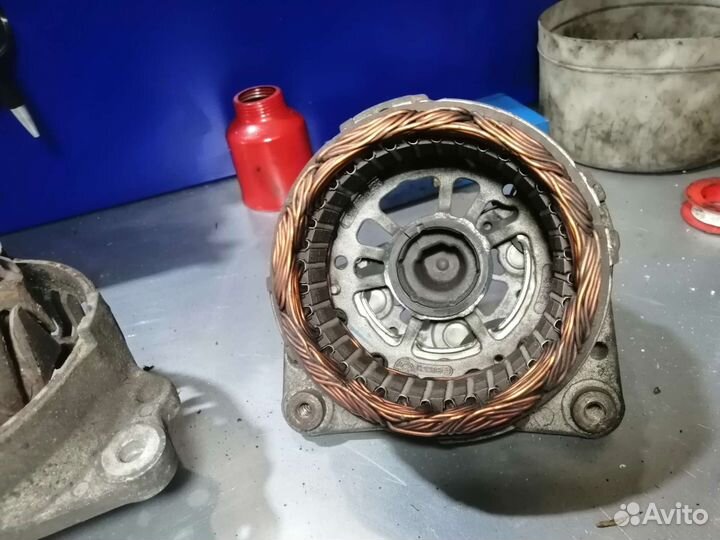 Генератор bosch vw ag/ Renault