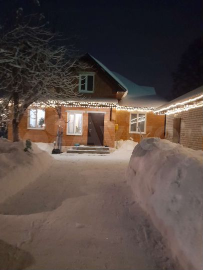 Дом 180 м² на участке 13 сот.